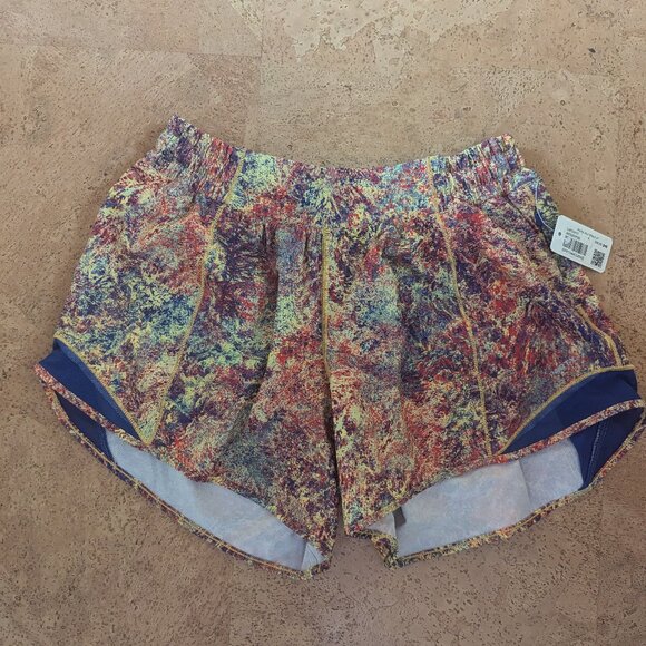 Size 6 Tall hotty shorts nwt Lululemon - Picture 1 of 2